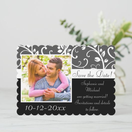 白黒のつる植物写真カードを保存 セーブザデート (スタンド正面)