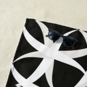 白黒のアクセントフローラバスt ビーチタオル (インサイチュ)