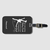 白黒のアメージング姿スケートで滑るコーチ ラゲッジタグ (正面横)