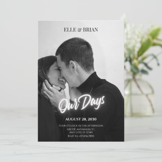 白黒のエレガントシンプルな結婚式の写真 招待状 (スタンド正面)