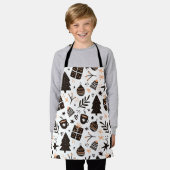 白黒のクリスマスパターン エプロン (着用した状態)