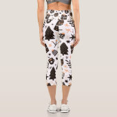 白黒のクリスマスパターン カプリレギンス (裏面)