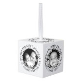 白黒のクリスマスリースと写真 キューブオーナメント (裏面アングル)