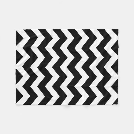 白黒のシェブロンモダンなパターン フリースブランケット (正面(横))