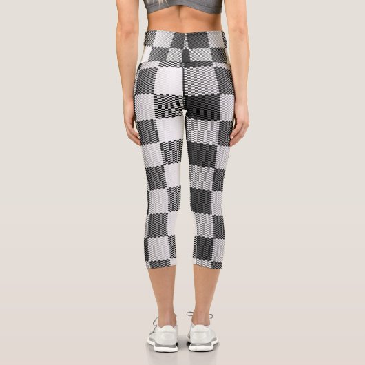 白黒のジオメト市松模様にリ カプリレギンス (裏面)