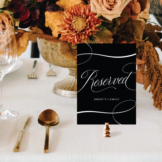 白黒のスクリプトの予約結婚テーブル記号