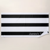 白黒のストライプクラシック ビーチタオル (正面)