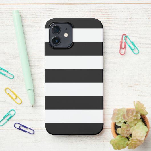 白黒のストライプパターンストライプの、線 iPhoneケース (デスク上)