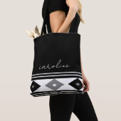 白黒のダイヤモンドストライプとダイヤモンドの形状 トートバッグ (クローズアップ)