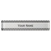 白黒のチェックラシックカーボード デスクネームプレート (正面)