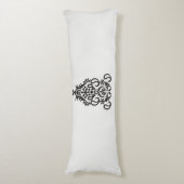 白黒のデザイン像華美 ボディピロー (正面縦)