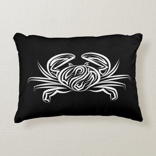 白黒のトライバルカニ アクセントクッション (正面)