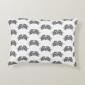 白黒のトライバルカニ アクセントクッション (裏面)