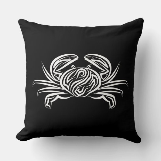 白黒のトライバルカニ クッション (正面)