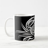 白黒のトライバルカニ コーヒーマグカップ (左)