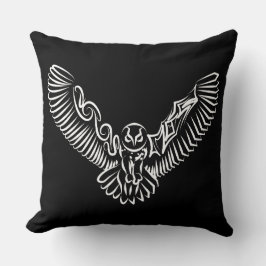 白黒のトライバル飛んでいるフクロウ クッション