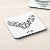 白黒のトライバル飛んでいるフクロウ コースター (左側)