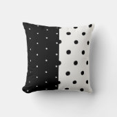 白黒のドットとストライプ枕 クッション (正面)