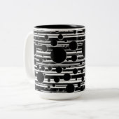 白黒のドットとストライプ ツートーンマグカップ (正面左)