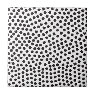 白黒のド絵を描ツ タイル