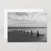 白黒のビーチの風景のポストカード ポストカード (正面/裏面)