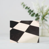 白黒のフ市松模様にロア ポストカード (スタンド正面)