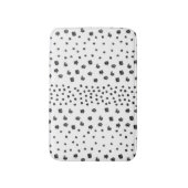 白黒のブラシの点 バスマット (正面縦)