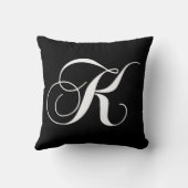 白黒のモノグラムKデザイナーモノグラムのな枕 クッション (裏面)