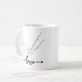 白黒のラブカップルのMug コーヒーマグカップ (正面左)