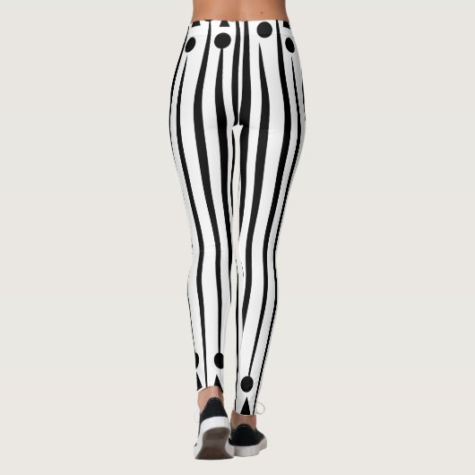 白黒の三角形の三角形パターストライプン レギンス (裏面)