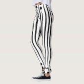 白黒の三角形の三角形パターストライプン レギンス (左)