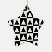 白黒の三角形の幾何形状パターン セラミックオーナメント (右)