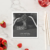 白黒の仮装マスクと真珠パーティー スタンダードカクテルナプキン (インサイチュ)