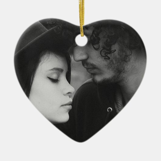 白黒の個人用ハート モノグラムの セラミックオーナメント (正面)