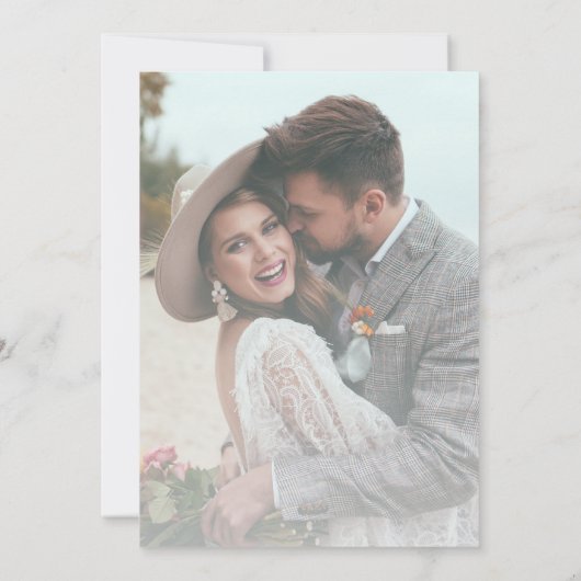 白黒の写真モダンエレガントの結婚数 招待状 (裏面)