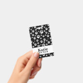 白黒の動物の手の印刷モノグラム バッジ (手持ち)