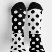 白黒の半色分割の逆水玉模様 ソックス (上部)