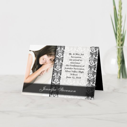 白黒の卒業表示またはパーティー発表 招待状 (正面)