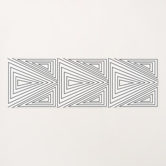 白黒の同心三角形パターン ヨガマット (裏面(横))