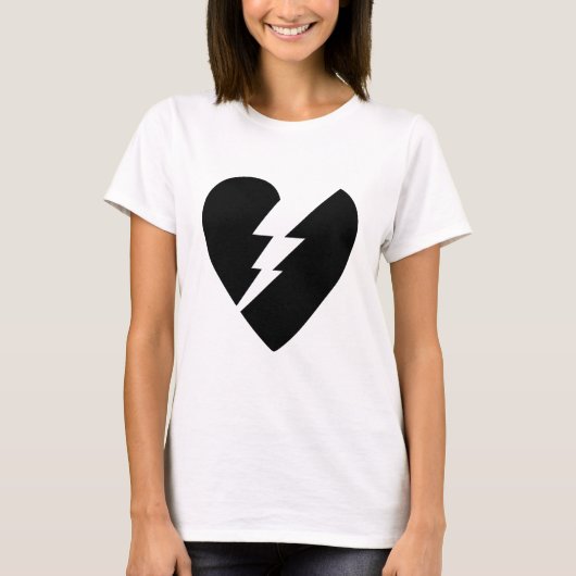 白黒の壊れたハートベクトルアート Tシャツ (正面)