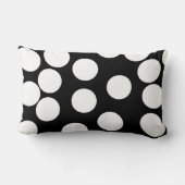 白黒の大きい点。 ランバークッション (裏面)