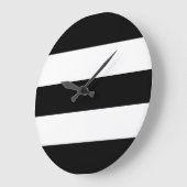 白黒の大きなストライプ ラージ壁時計 (傾斜)