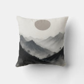 白黒の山の風景 クッション (裏面)