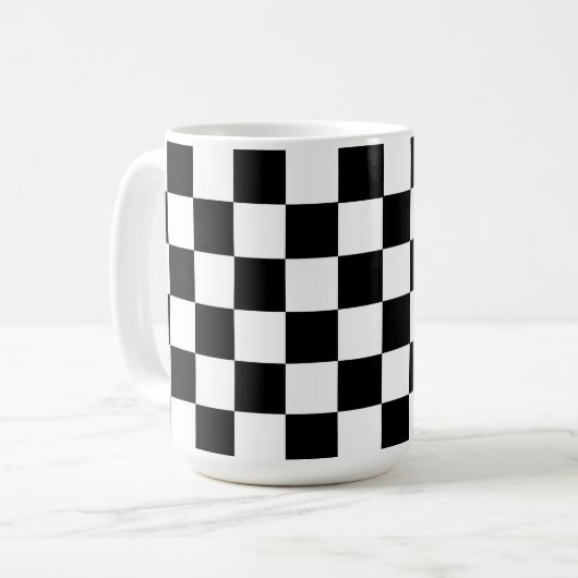 白黒の市松模様のレトロマグカップ コーヒーマグカップ (正面左)