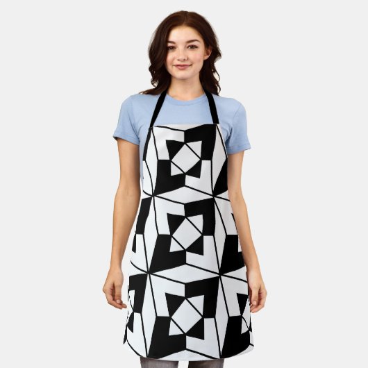 白黒の幾何学模様 エプロン (着用した状態)