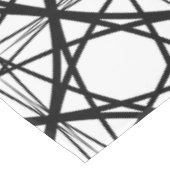 白黒の幾何学模様 テーブルクロス (アングル)