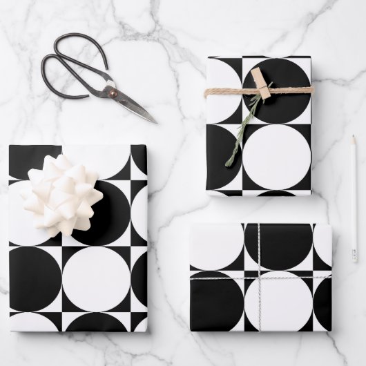 白黒の幾何学的な形 ラッピングペーパーシート (正面)