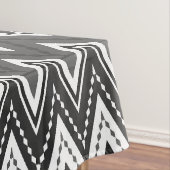 白黒の幾何学的ジグザグパターン テーブルクロス (インサイチュ)
