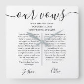 白黒の彼と彼女の結婚誓い スクエア壁時計 (正面)