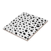 白黒の手塗りの水彩画の水玉模様 タイル (側面)